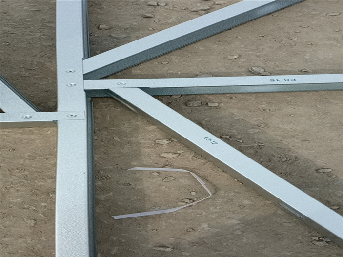 輕鋼房屋加層項(xiàng)目龍骨安裝 輕鋼房屋加層項(xiàng)目龍骨安裝