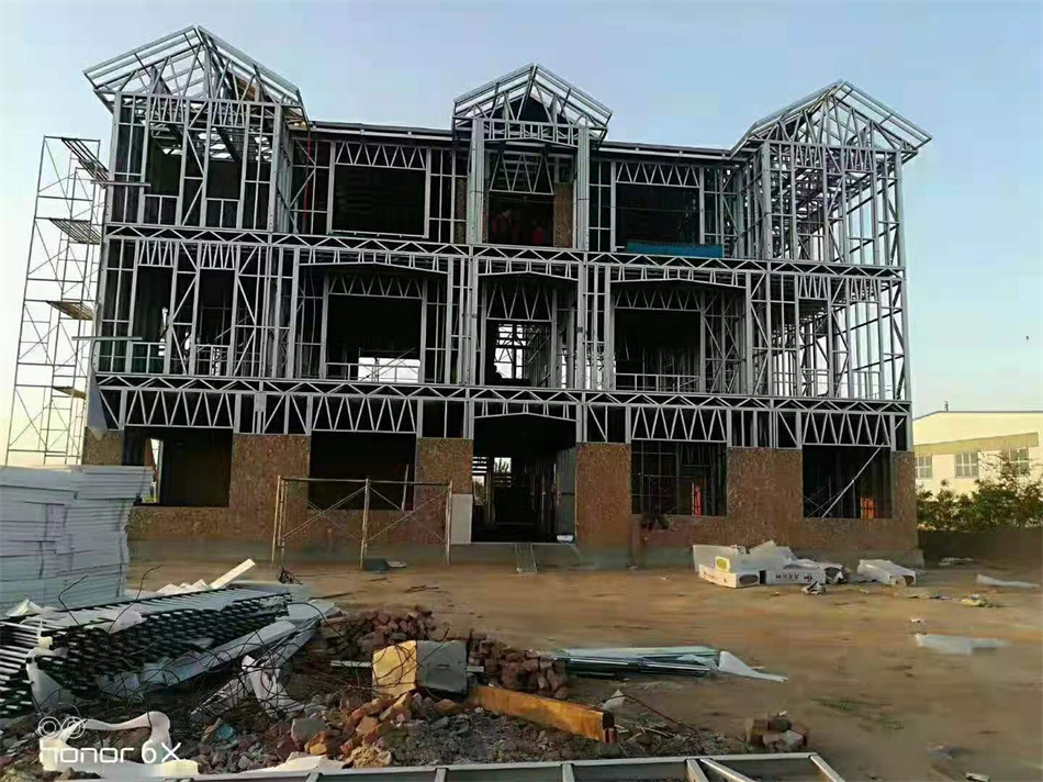 三層324平簡(jiǎn)歐風(fēng)格輕鋼別墅房屋 三層324平簡(jiǎn)歐風(fēng)格輕鋼別墅房屋