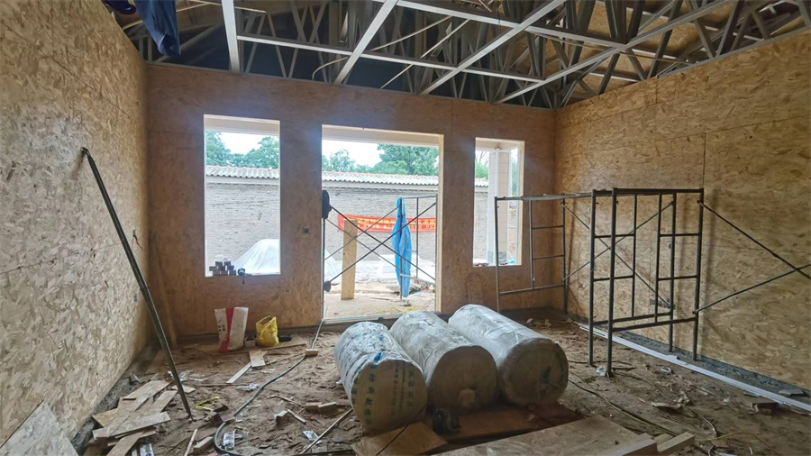 一層156平米輕鋼別墅房屋外精裝內(nèi)毛坯房完工驗收